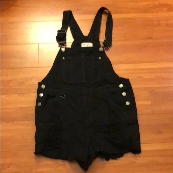 ASOS Denim - Black shorts overalls